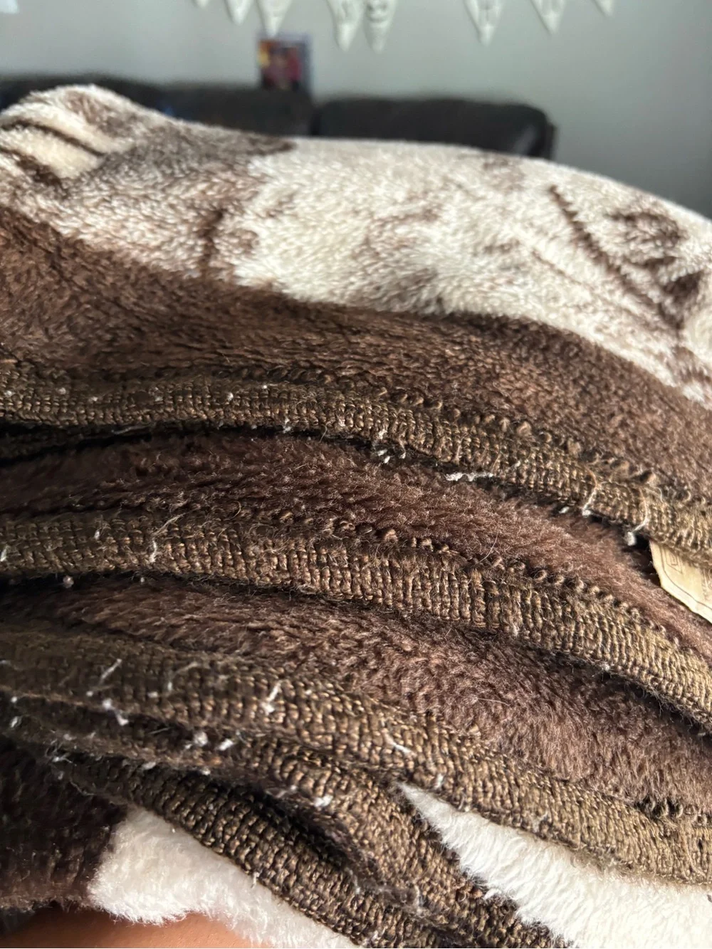 Vintage San Marcos Lion Blanket In Brown & Cream 87X62 Twin size EUC Cottagecore